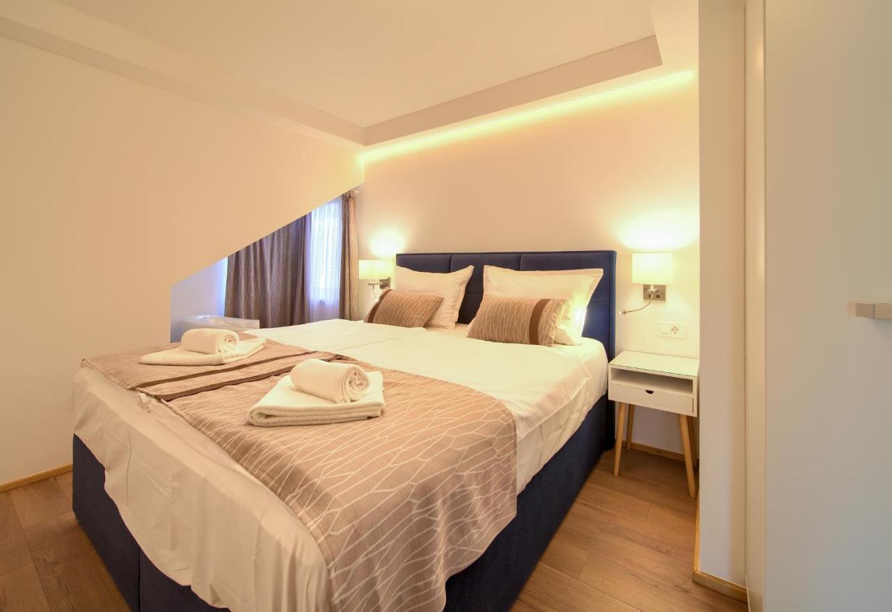 Apartments Adria Danka Krk Town Dış mekan fotoğraf
