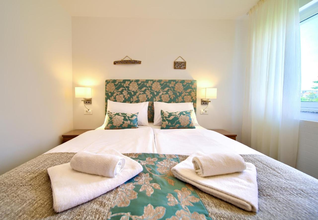Apartments Adria Danka Krk Town Dış mekan fotoğraf