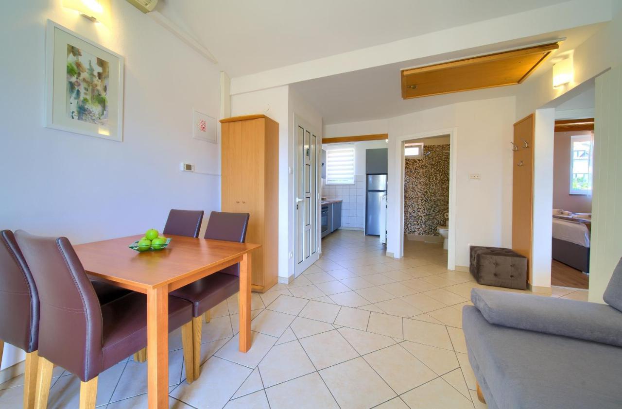 Apartments Adria Danka Krk Town Dış mekan fotoğraf